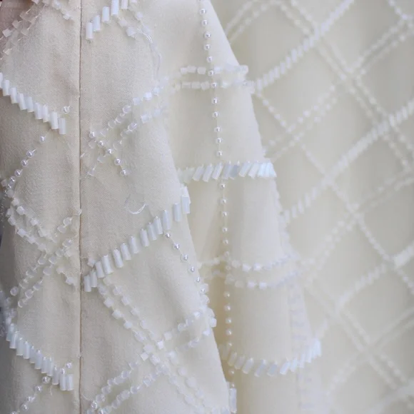 Dana Buchman Women’s Cream Silk Beaded Tank Blouse Size Large - Picture 7 of 9